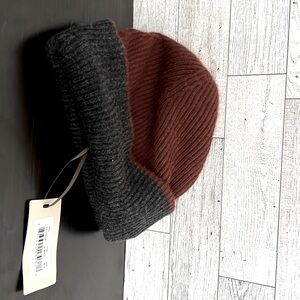 Amicale Reversible Beanie Hat